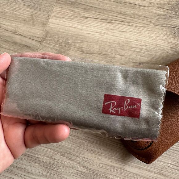 RayBan Eyeglasses Semi-Soft Snap Close Case with Lens Cloth Cognac Brown - Picture 8 of 10